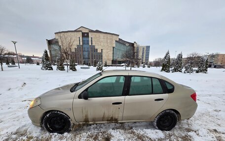 Renault Symbol, 2010 год, 300 000 рублей, 2 фотография