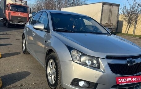 Chevrolet Cruze II, 2012 год, 820 000 рублей, 4 фотография