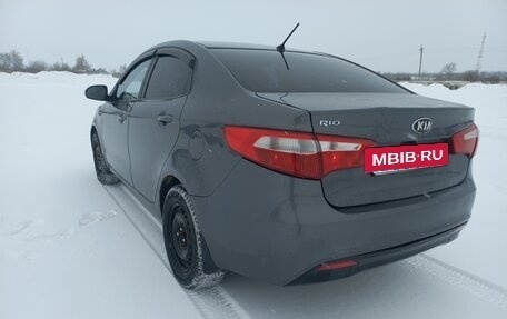 KIA Rio III рестайлинг, 2013 год, 685 000 рублей, 3 фотография