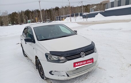 Volkswagen Polo VI (EU Market), 2011 год, 415 000 рублей, 2 фотография