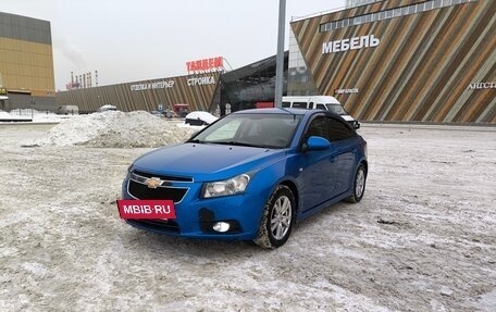 Chevrolet Cruze II, 2011 год, 740 000 рублей, 3 фотография