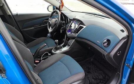 Chevrolet Cruze II, 2011 год, 740 000 рублей, 17 фотография