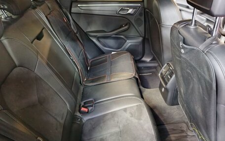 Porsche Macan I рестайлинг, 2019 год, 4 700 000 рублей, 3 фотография