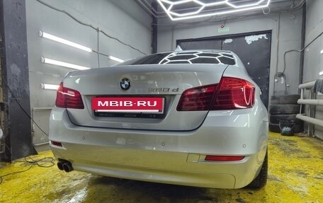 BMW 5 серия, 2015 год, 3 300 000 рублей, 6 фотография