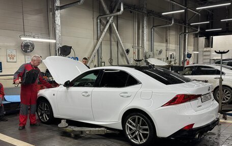 Lexus IS III, 2018 год, 3 500 000 рублей, 33 фотография