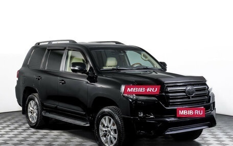 Toyota Land Cruiser 200, 2016 год, 6 290 000 рублей, 3 фотография