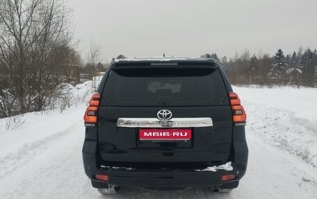 Toyota Land Cruiser Prado 150 рестайлинг 2, 2019 год, 4 250 000 рублей, 1 фотография