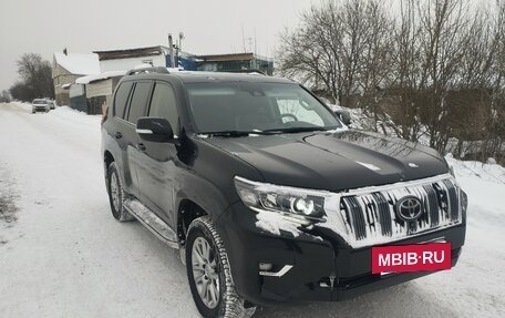 Toyota Land Cruiser Prado 150 рестайлинг 2, 2019 год, 4 250 000 рублей, 2 фотография