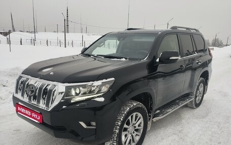 Toyota Land Cruiser Prado 150 рестайлинг 2, 2019 год, 4 250 000 рублей, 6 фотография