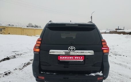 Toyota Land Cruiser Prado 150 рестайлинг 2, 2019 год, 4 250 000 рублей, 16 фотография