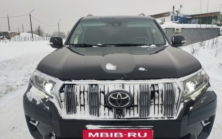 Toyota Land Cruiser Prado 150 рестайлинг 2, 2019 год, 4 250 000 рублей, 7 фотография