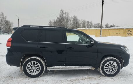 Toyota Land Cruiser Prado 150 рестайлинг 2, 2019 год, 4 250 000 рублей, 20 фотография