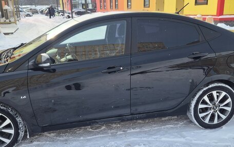 Hyundai Solaris II рестайлинг, 2014 год, 915 000 рублей, 11 фотография