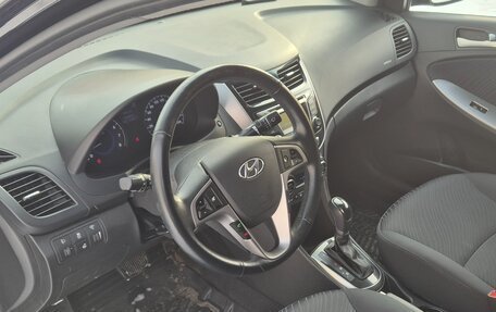 Hyundai Solaris II рестайлинг, 2014 год, 915 000 рублей, 12 фотография