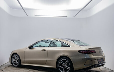 Mercedes-Benz E-Класс, 2018 год, 3 690 000 рублей, 7 фотография