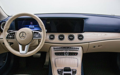 Mercedes-Benz E-Класс, 2018 год, 3 690 000 рублей, 13 фотография