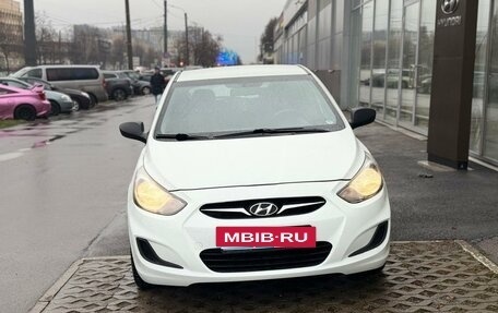 Hyundai Solaris II рестайлинг, 2013 год, 2 фотография