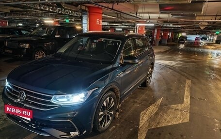 Volkswagen Tiguan II, 2022 год, 4 450 000 рублей, 5 фотография
