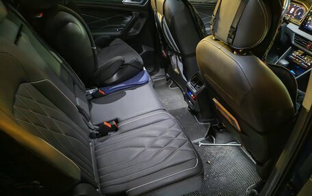 Volkswagen Tiguan II, 2022 год, 4 450 000 рублей, 11 фотография