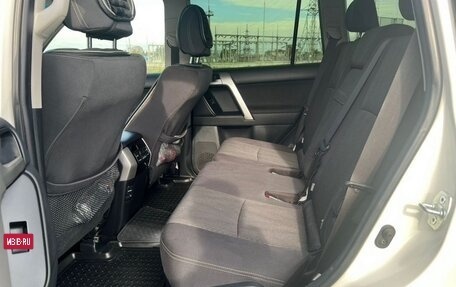 Toyota Land Cruiser Prado 150 рестайлинг 2, 2021 год, 7 500 000 рублей, 5 фотография