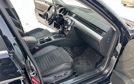 Volkswagen Passat B8 рестайлинг, 2020 год, 2 570 000 рублей, 21 фотография