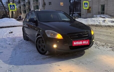 KIA cee'd I рестайлинг, 2009 год, 599 999 рублей, 13 фотография