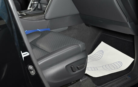 Toyota Land Cruiser, 2022 год, 12 800 000 рублей, 21 фотография