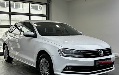 Volkswagen Jetta VI, 2015 год, 999 000 рублей, 3 фотография
