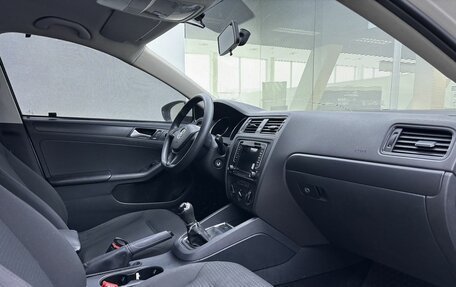 Volkswagen Jetta VI, 2015 год, 999 000 рублей, 11 фотография