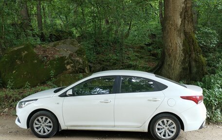 Hyundai Solaris II рестайлинг, 2019 год, 1 350 000 рублей, 13 фотография