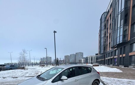 Opel Astra J, 2011 год, 750 000 рублей, 4 фотография