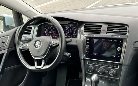 Volkswagen Golf VII, 2018 год, 1 900 000 рублей, 7 фотография