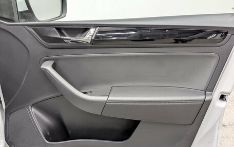 Skoda Rapid I, 2017 год, 1 080 000 рублей, 23 фотография