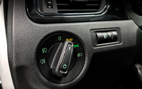 Skoda Rapid I, 2017 год, 1 080 000 рублей, 27 фотография