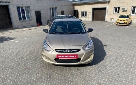 Hyundai Solaris II рестайлинг, 2014 год, 775 000 рублей, 2 фотография