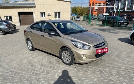 Hyundai Solaris II рестайлинг, 2014 год, 775 000 рублей, 7 фотография