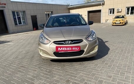 Hyundai Solaris II рестайлинг, 2014 год, 775 000 рублей, 8 фотография
