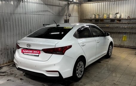 Hyundai Solaris II рестайлинг, 2019 год, 950 000 рублей, 7 фотография