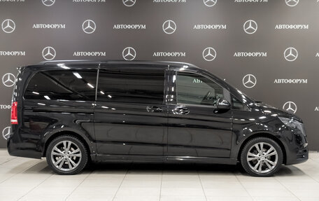 Mercedes-Benz V-Класс, 2016 год, 3 900 000 рублей, 4 фотография