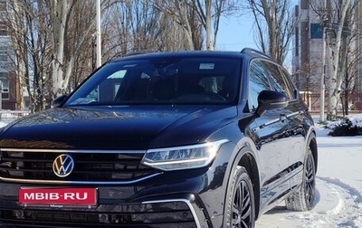 Volkswagen Tiguan II, 2021 год, 3 800 000 рублей, 1 фотография