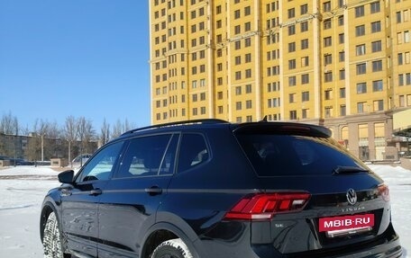 Volkswagen Tiguan II, 2021 год, 3 800 000 рублей, 3 фотография