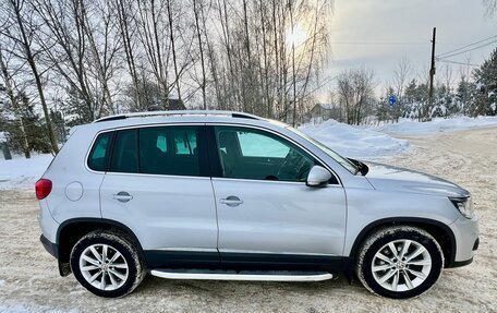 Volkswagen Tiguan I, 2011 год, 950 000 рублей, 3 фотография