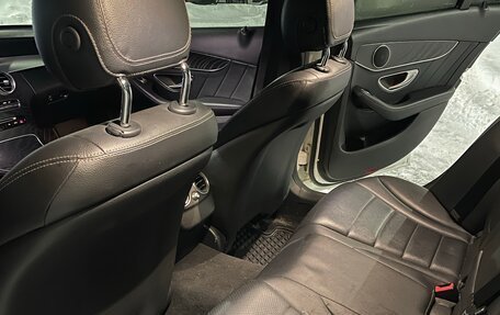 Mercedes-Benz C-Класс, 2017 год, 1 900 000 рублей, 13 фотография