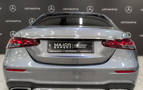 Mercedes-Benz E-Класс, 2022 год, 5 550 000 рублей, 6 фотография