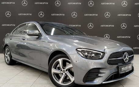 Mercedes-Benz E-Класс, 2022 год, 5 550 000 рублей, 3 фотография