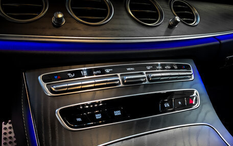 Mercedes-Benz E-Класс, 2022 год, 5 550 000 рублей, 24 фотография