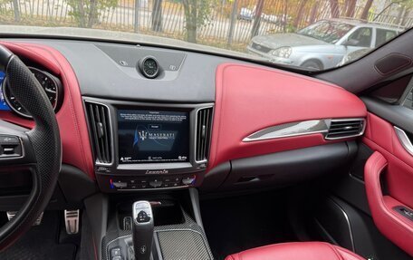 Maserati Levante I, 2019 год, 6 805 000 рублей, 8 фотография