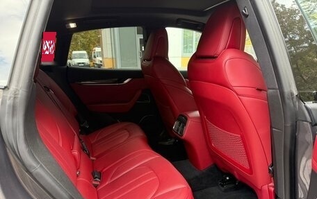 Maserati Levante I, 2019 год, 6 805 000 рублей, 10 фотография