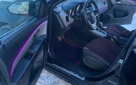 Chevrolet Cruze II, 2011 год, 750 000 рублей, 21 фотография