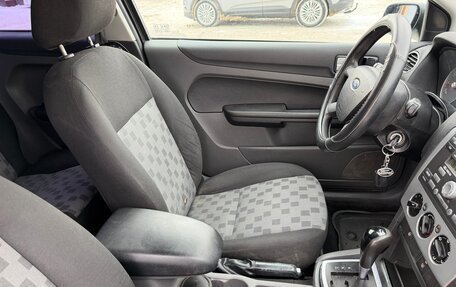 Ford Focus II рестайлинг, 2006 год, 300 000 рублей, 26 фотография